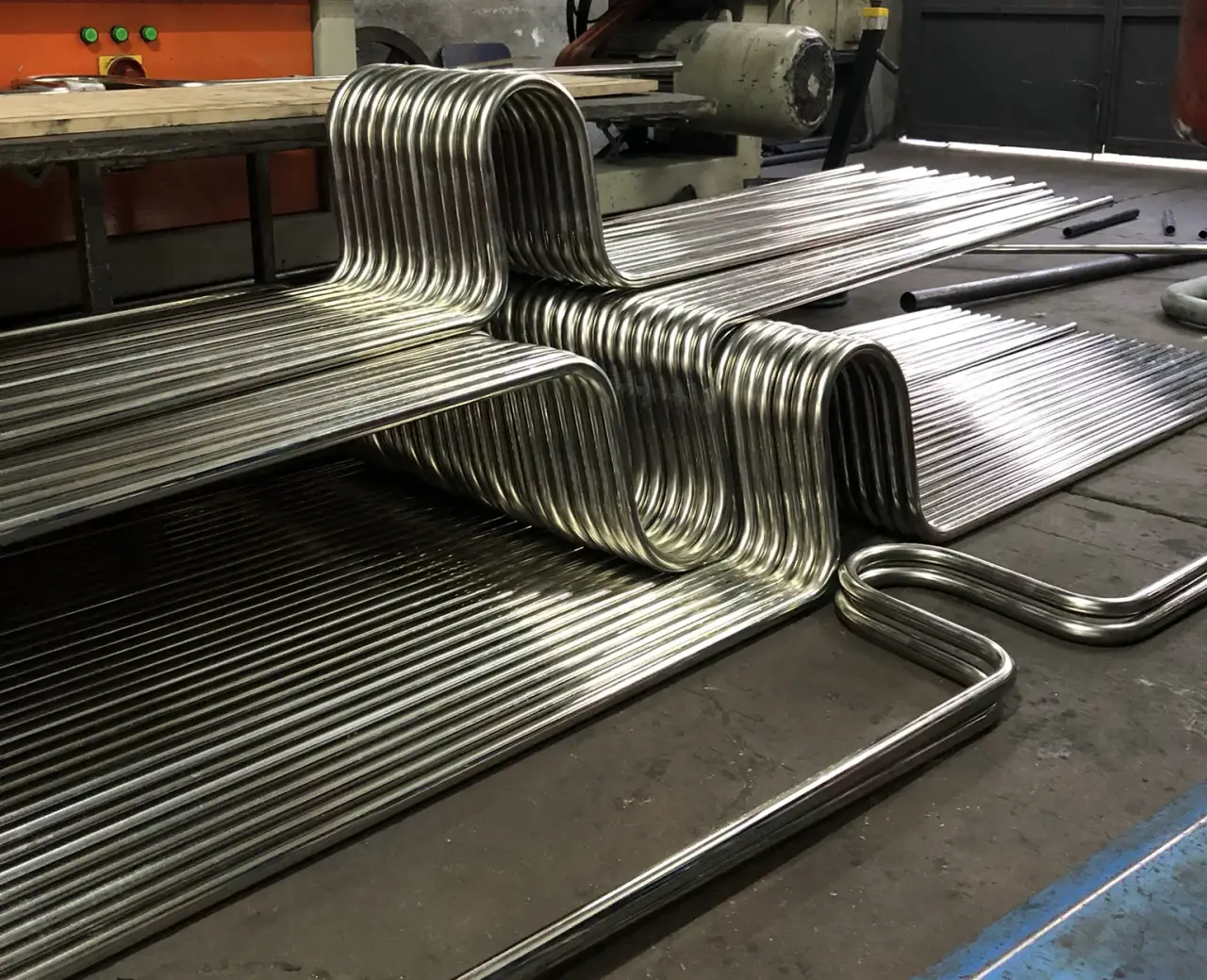 Kompletter Satz geformter Blechteile