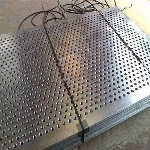 Geprägte Metalloberfläche – glänzende Struktur
